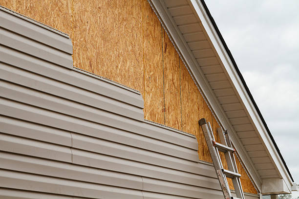 24/7 Emergency Siding Installation experts in Cortland, NY